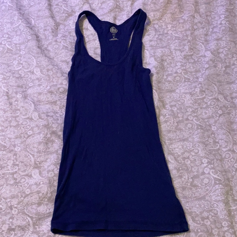 A medium blue tank.